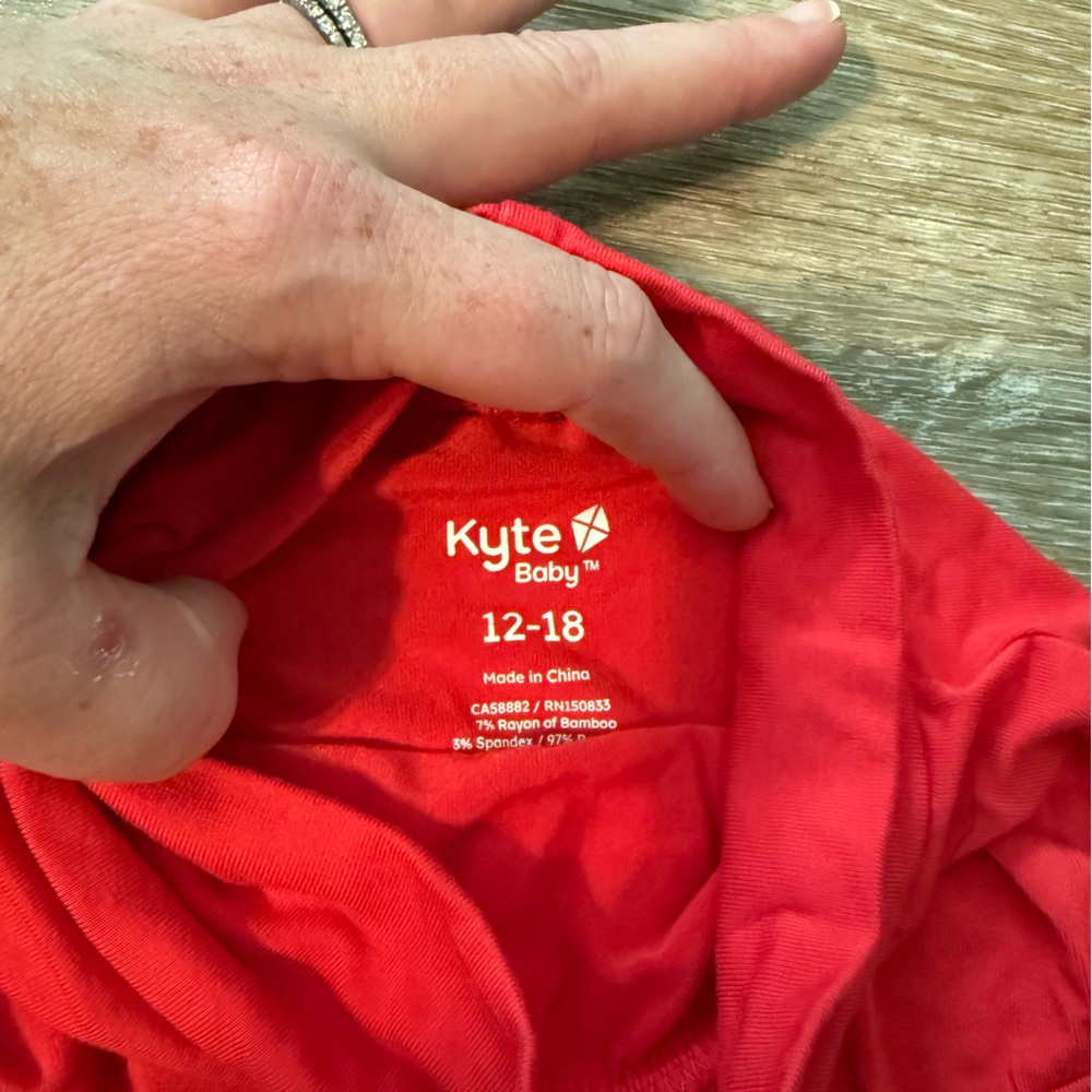 KyteBaby Bummies in Cardinal Red - Picture 2 of 2